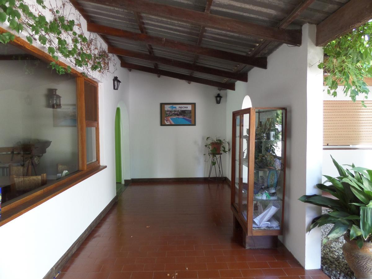 Hotel Carmen De Areco Bagian luar foto
